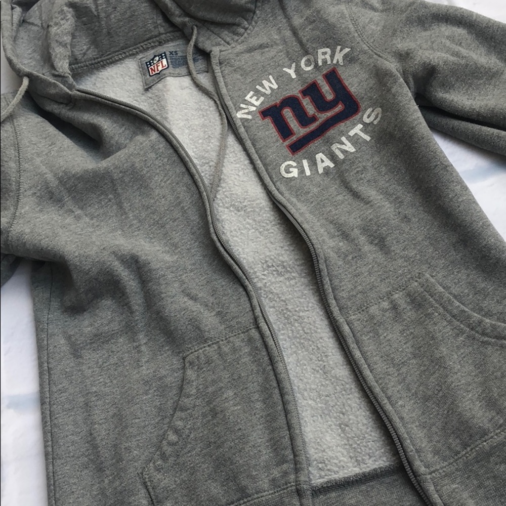 Zip up